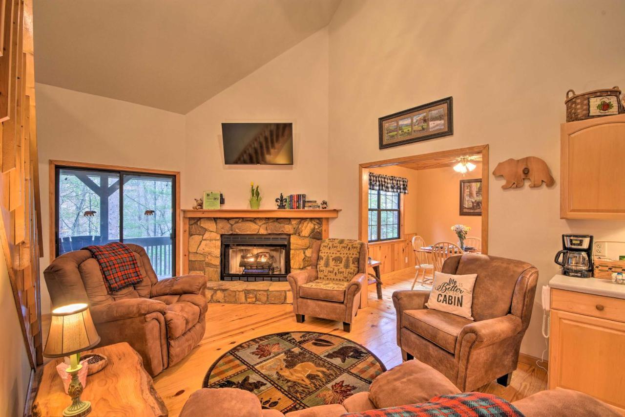 Modern Cabin With Deck In The Blue Ridge Mountains! Blairsville Eksteriør bilde